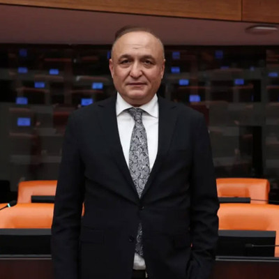 YENİ Partili vekile bıçaklı saldırı