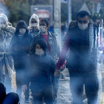 Virüs Türkiye'nin sınırına kadar dayandı! Vakalar arttı, 13 kişi öldü