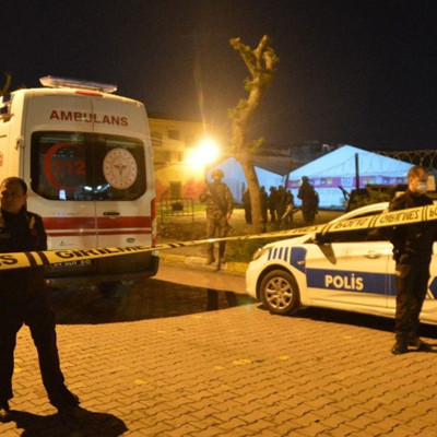 Sözlü tartışma katliama dönüştü: Baba ve oğlu öldü, anne yaralı