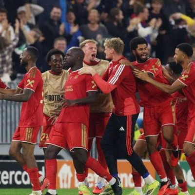 İlk maçı 3-0 kaybetmişlerdi! Hiç kimse şans vermiyorken Şampiyonlar Ligi bileti aldılar