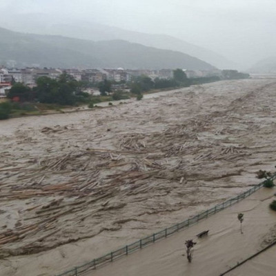 Meteoroloji haritayı paylaştı: 26 il için sel ve su baskını uyarısı