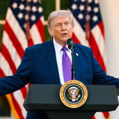 Trump'tan İran açıklaması! "Onları sert vuracağız"