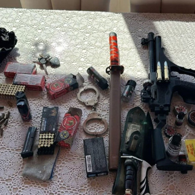 Ev sahibini ve eşini öldüren kiracının evinden cephanelik çıktı