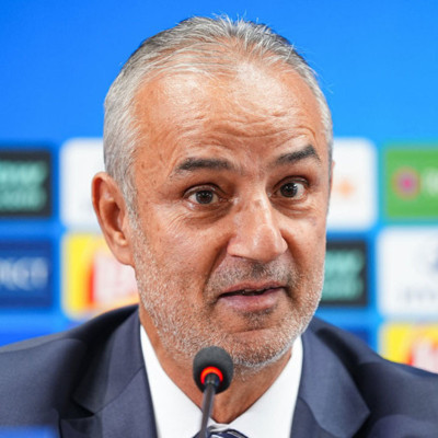 İsmail Kartal'a şişe atan taraftara men cezası