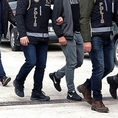 İstanbul merkezli FETÖ operasyonu! 20 kişi gözaltına alındı