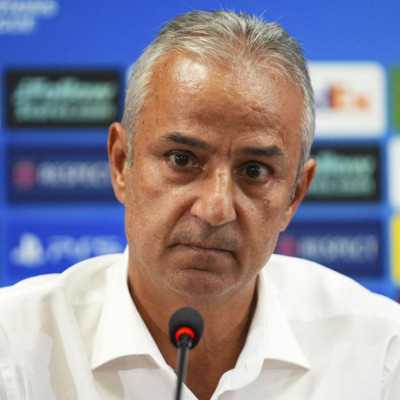 Fenerbahçe'den resmi açıklama geldi! İsmail Kartal görevine devam edecek