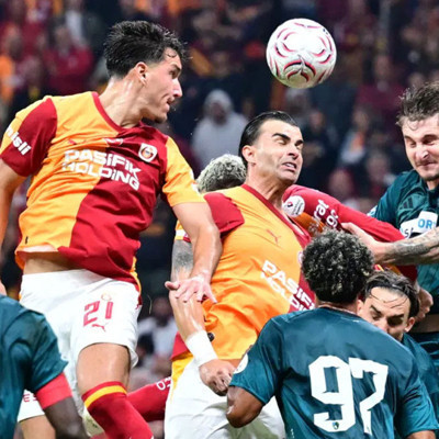 Galatasaray, Kocaelispor karşısında 3 puanı tek golle aldı