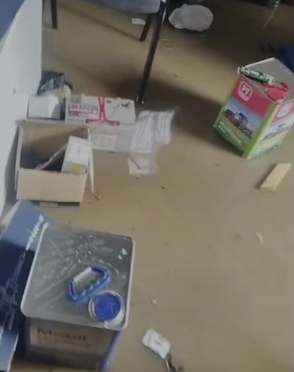 Adana'da sağanak; iş yerlerini su bastı, araçlar mahsur kaldı - Resim: 2