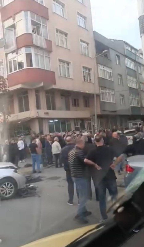 Sultangazi'de park yeri kavgası kazaya neden oldu - Resim: 1