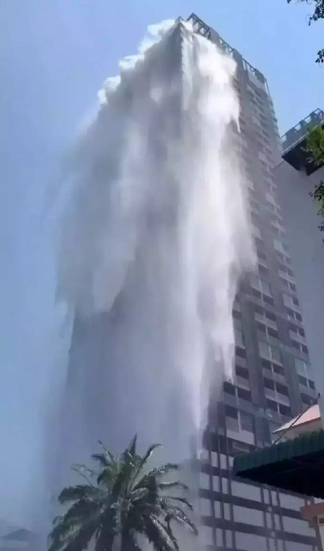 Myanmar'da 7,7 ve 6,4 büyüklüğünde iki deprem! Gökdelenler yıkıldı, Tayland ve Çin’de hissedildi - Resim : 2