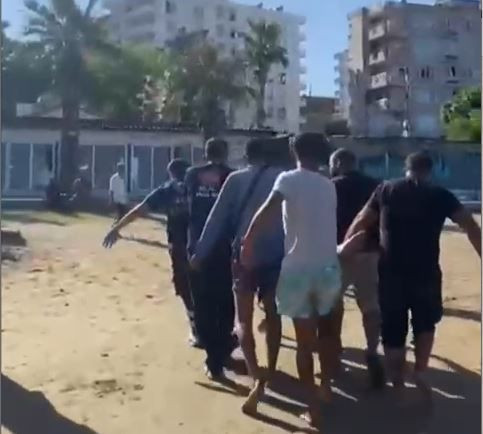 Adana’da denize giren bir kişi boğuldu - Resim: 3