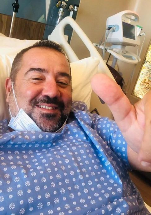 Ata Demirer ameliyat oldu - Resim : 1