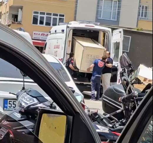 Ambulansa dolap yüklediler! Tepki çeken anlar kamerada - Resim: 3