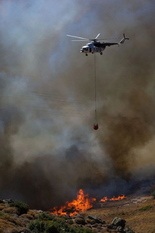 Türkiye'nin birçok noktasında alevlerle mücadele sürüyor - Fotoğraf: 12