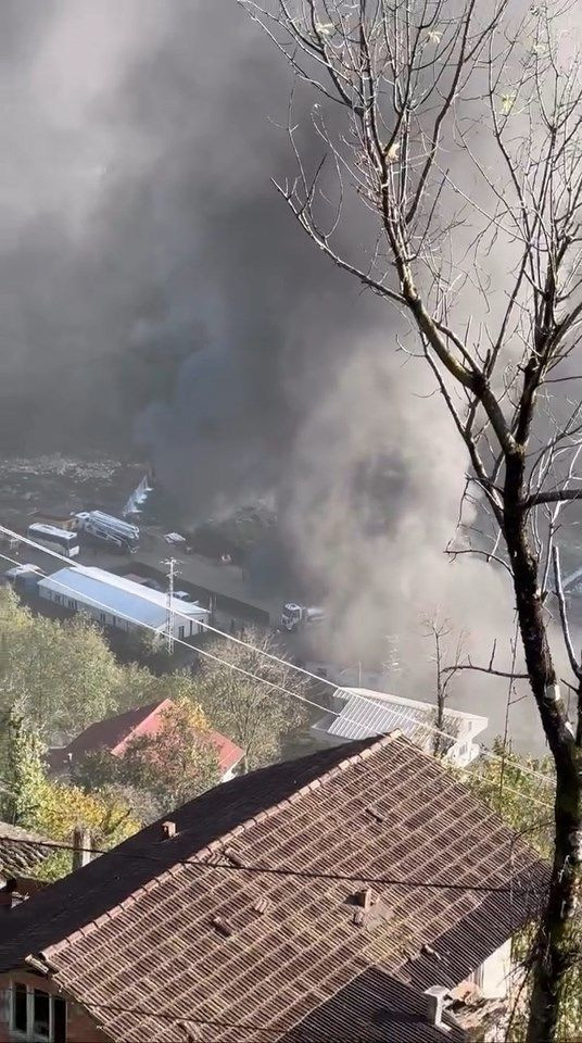 Rize'de şantiyede çıkan yangın söndürüldü - Resim: 4