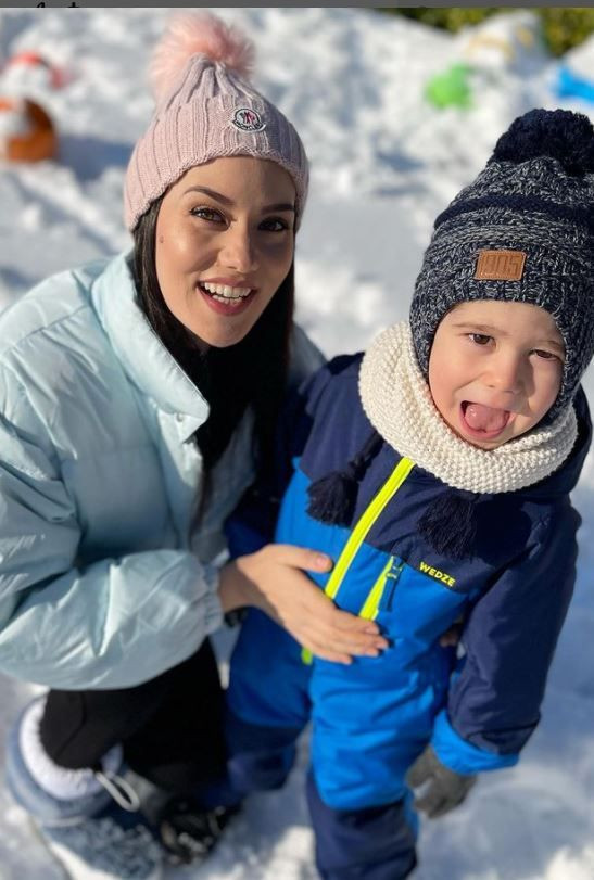 Fahriye Evcen ve Karan Özçivit'in fotoğrafları sosyal medyayı salladı - Resim: 3
