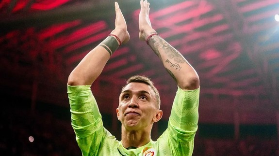 Muslera'nın yeni takımındaki maaşı ortaya çıktı