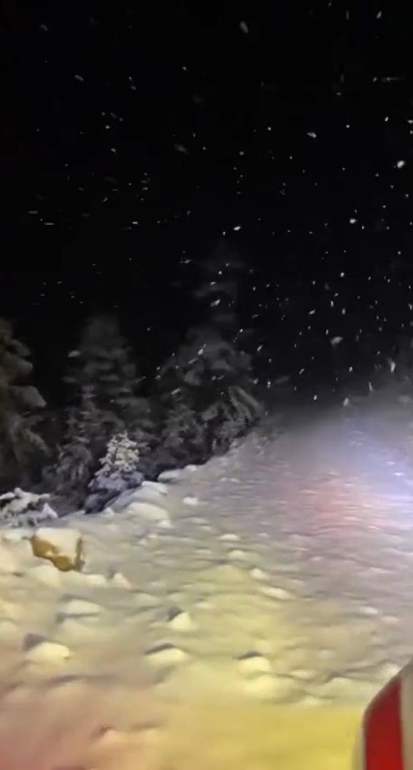 Uludağ’ın zirvesi beyaza büründü - Resim: 2