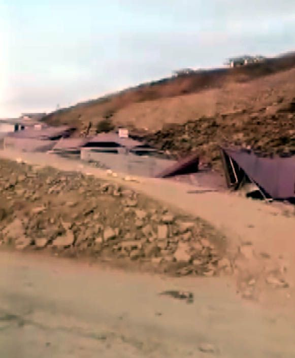 Kahramanmaraş’ta heyelan 10 ev toprak altında kaldı - Resim: 2