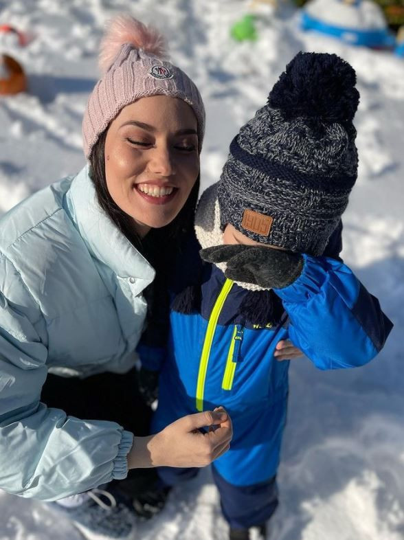 Fahriye Evcen ve Karan Özçivit'in fotoğrafları sosyal medyayı salladı - Resim: 4