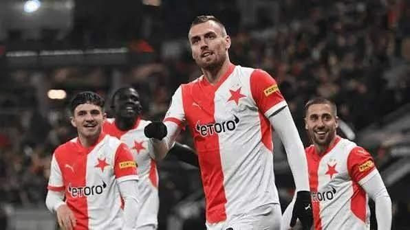 Fenerbahçe-Lyon maçı sonrası UEFA ülke puanı güncellendi! Hollanda ile fark kapanıyor - Fotoğraf: 12