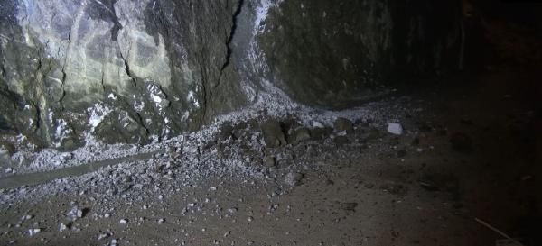 Mahallede ‘kaya’ tehlikesi - Resim: 1