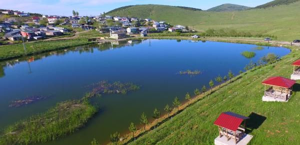 Ernek Yaylası'ndaki doğal göl, ilgi görüyor - Resim: 4