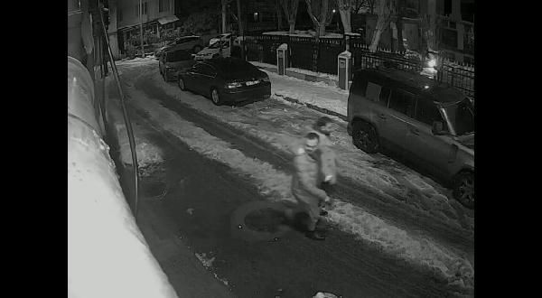 Şafak Mahmutyazıcıoğlu'na saldırı sonrası saldırganların kaçış anı - Resim: 1
