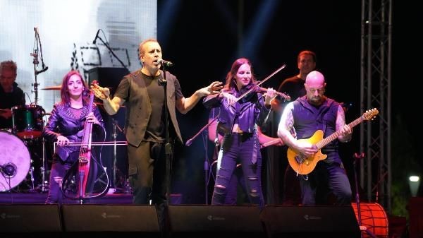 Haluk Levent kötü haberi bu sözlerle duyurdu; Seyahatini de iptal etti - Resim: 3