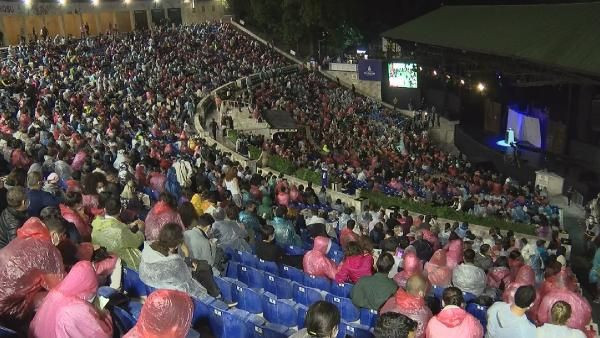 Dümbüllü Kavuğu'nun yeni sahibi Şevket Çoruh oldu - Resim: 4