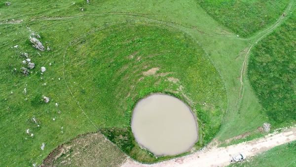 Dipsiz Göl, 'çamur göl' oldu - Resim: 4