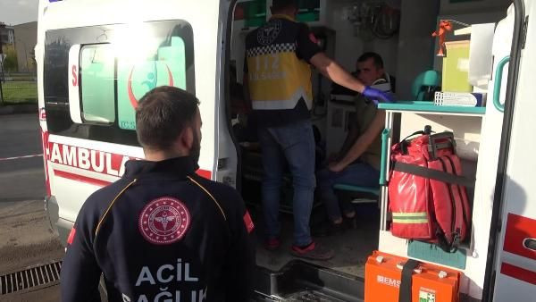 Erzurum’da asker ve öğretmenleri taşıyan servis araçları çarpıştı: 10 yaralı - Resim: 4