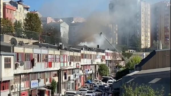 Bağcılar Matbaacılar Sitesi’nde yangın: 1 ölü, 1 yaralı - Resim: 1