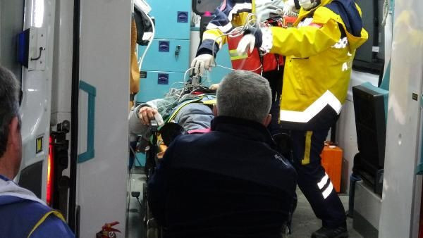 Erkek arkadaşıyla gezerken telefonuna 'karım' yazılı mesaj geldi, korkup seyir halindeki araçtan atladı - Resim: 3