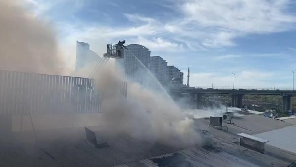 Bağcılar Matbaacılar Sitesi’nde yangın: 1 ölü, 1 yaralı - Resim: 3