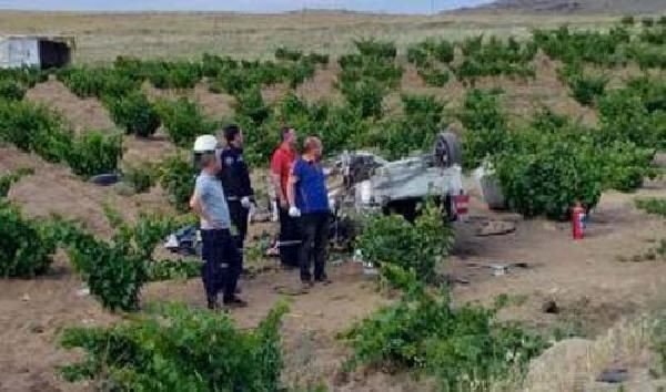 Köpeğe çarpmamak için şerit değiştirdi: 2 ölü, 3 yaralı - Resim: 3