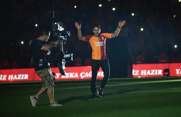 Radamel Falcao: Galatasaray’ın teklifine hep pozitiftim - Resim: 4