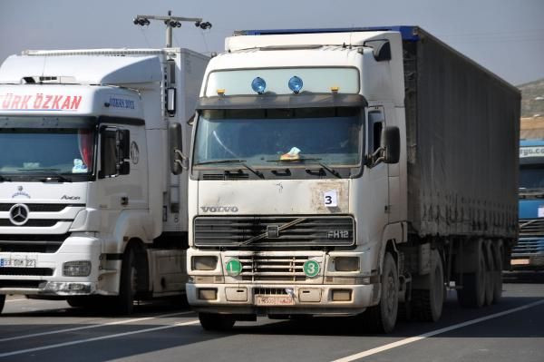 BM’den İdlib'e 42 TIR'lık yardım - Resim: 3