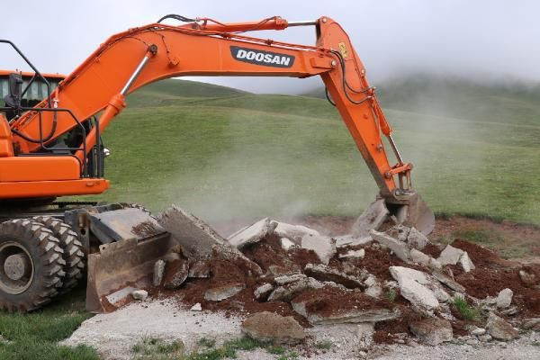 Gümüşhane yaylalarındaki kaçak yapılara geçit yok - Resim: 4