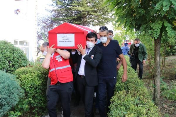 Şehit annesi 'Yakışıklı oğlum' diyerek gözyaşı döktü - Resim: 2