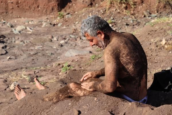 Deredeki minarelli kumda şifa arıyorlar - Resim: 4