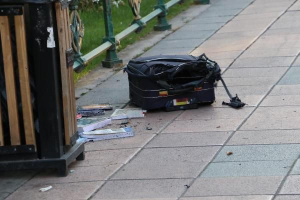 Fünye ile patlatılan şüpheli valizden ders kitapları çıktı - Resim: 2