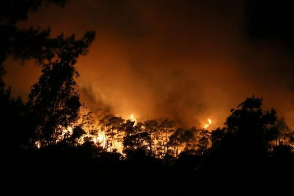 Turizm cenneti Kemer'de orman yangını - Resim: 2