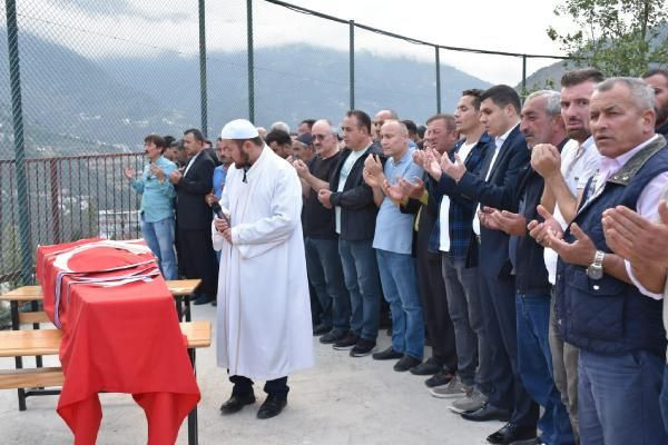 Gümüşhane'de gözyaşları sel oldu! - Resim: 2