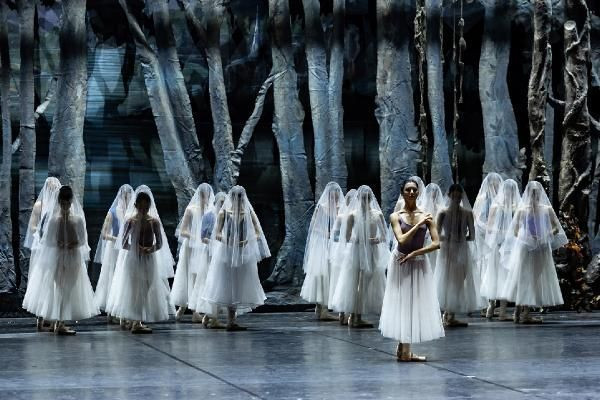 Giselle Balesi AKM'de prömiyer yapacak - Resim: 4