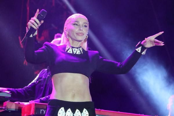 Eskişehir'de Gülşen'in '29 Ekim' konserini 50 bin kişi izledi - Resim: 4