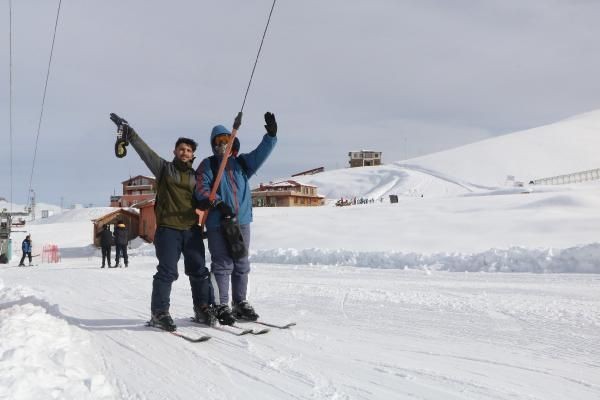 Hakkari'de kayak sezonu açıldı - Resim: 2