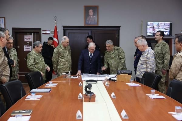Bakan Güler, Hakkari'de - Resim: 2
