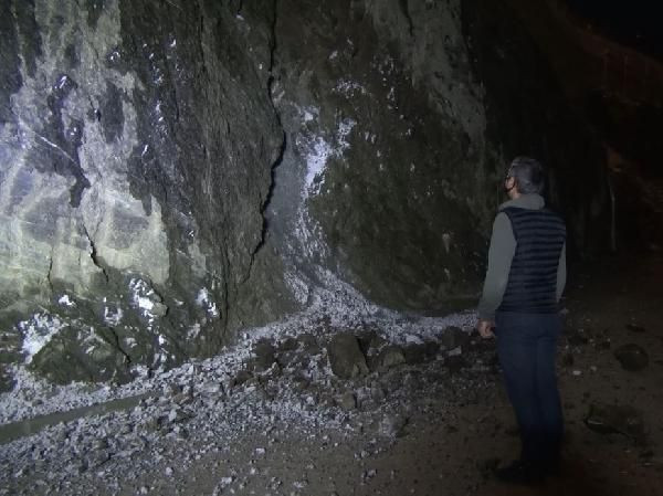 Mahallede ‘kaya’ tehlikesi - Resim: 3