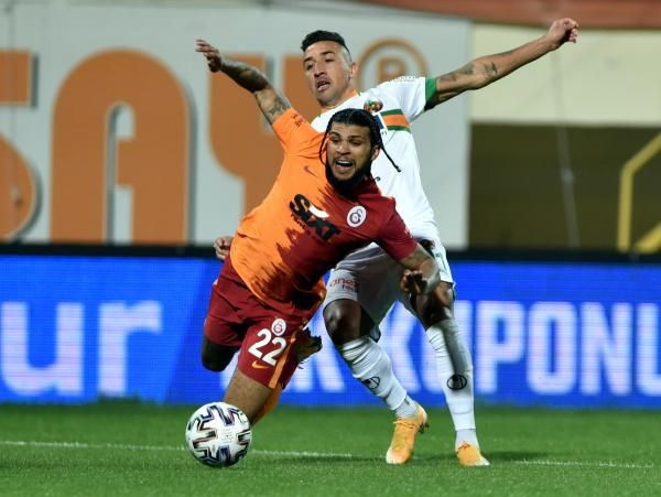 Galatasaray Alanyaspor'u mağlup etti! - Resim : 2